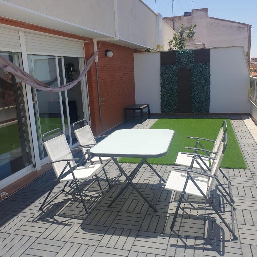 Espectacular Atico De 2 Dormitorios Con Garaje Y Terraza Privada De 30 M2 Albacete Ngoại thất bức ảnh