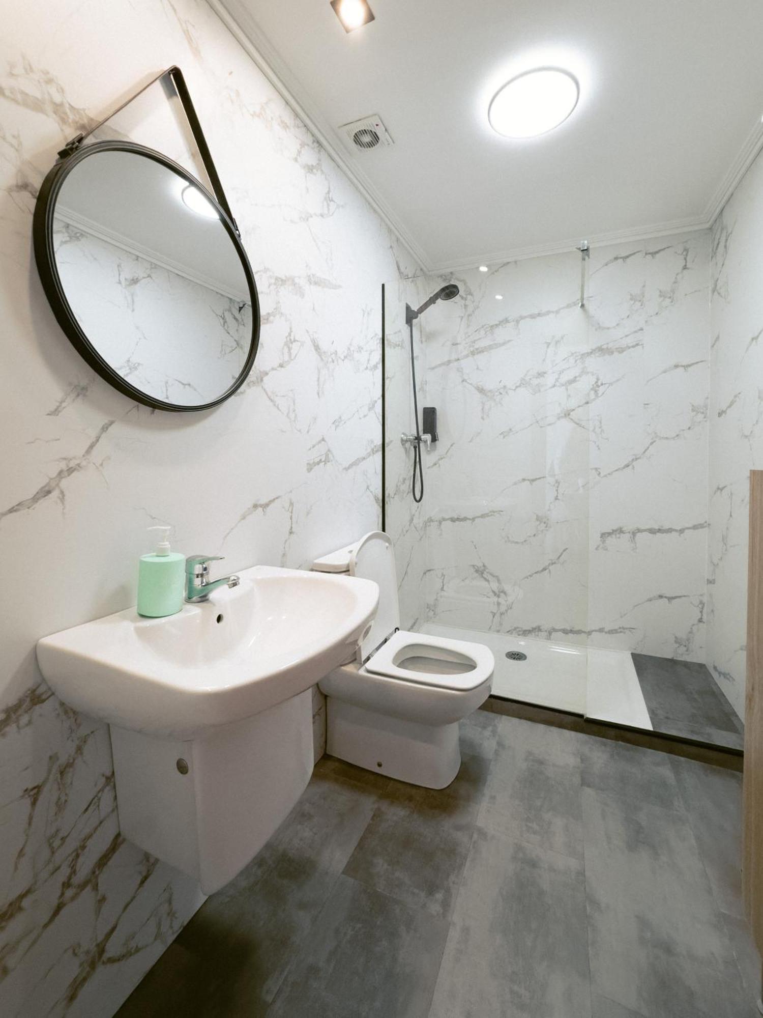 Espectacular Atico De 2 Dormitorios Con Garaje Y Terraza Privada De 30 M2 Albacete Ngoại thất bức ảnh